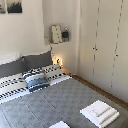 別荘 Patriko-bright 3-bedroom Vacation Home, 200m From The Beach. *