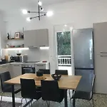 Patriko-bright 3-bedroom Vacation Home, 200m From The Beach. Σπίτι διακοπών Ρέθυμνο