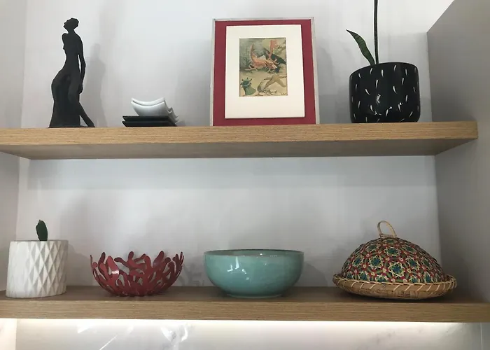 Patriko-bright 3-bedroom Vacation Home, 200m From The Beach. *