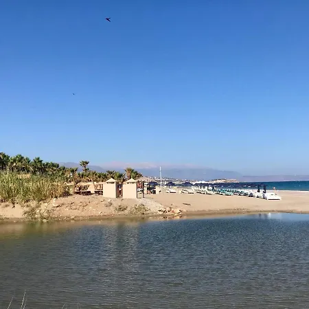 Patriko-bright 3-bedroom Vacation Home, 200m From The Beach. *