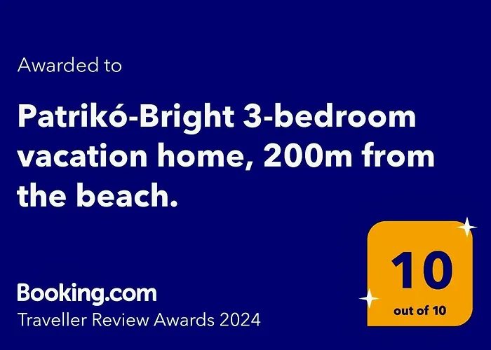 Patriko-bright 3-bedroom Vacation Home, 200m From The Beach. Holiday home Rethymno (Crete)