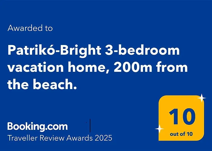 Patriko-bright 3-bedroom Vacation Home, 200m From The Beach. Holiday home *