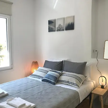 Patrikó-bright 3-bedroom Vacation Home, 200m From The Beach. Casa de Férias Rethymno